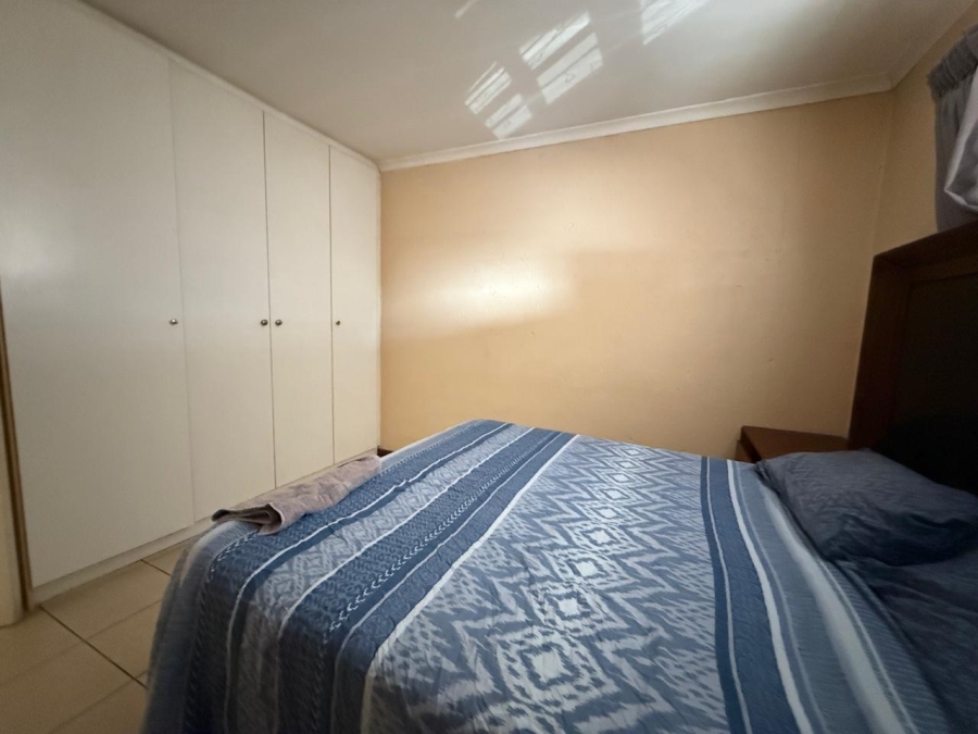 2 Bedroom Property for Sale in Rustenburg Central North West
